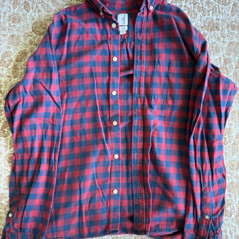 H&M Red and Blue Casual Button Down Shirt